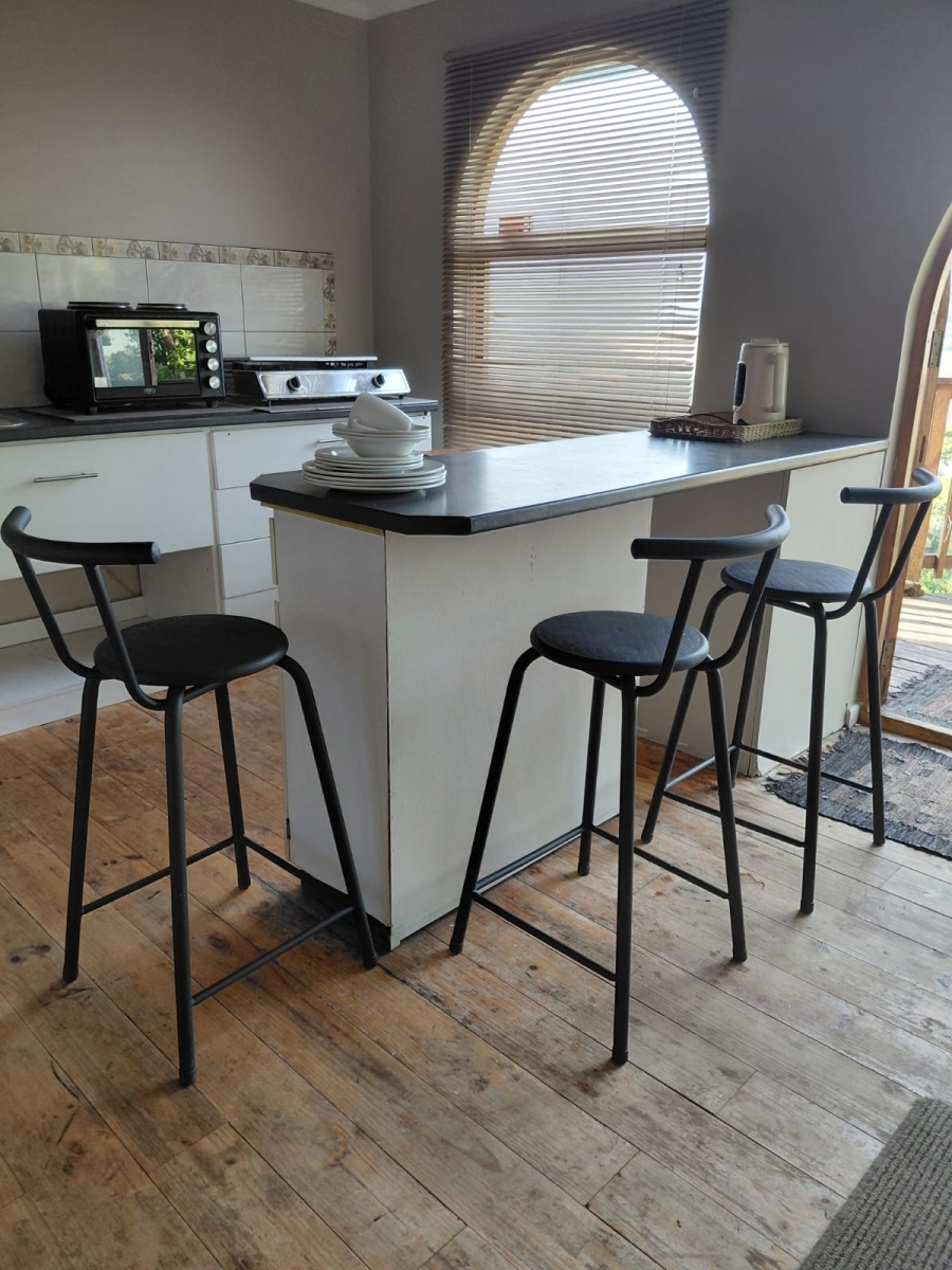 To Let 1 Bedroom Property for Rent in Bergsig Western Cape